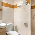 Climatise Proche Plage, Commerces Et Gare Avec Balcon, Parking Et Wifi - Fr-1-466a-5 * Saint-Raphaël