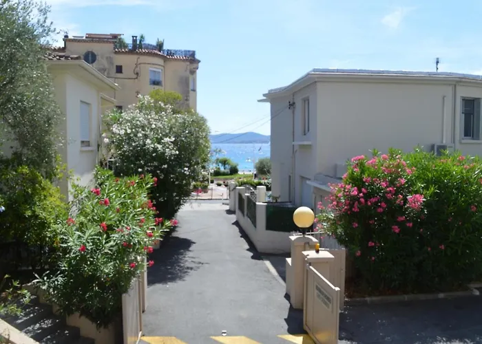Climatise Proche Plage, Commerces Et Gare Avec Balcon, Parking Et Wifi - Fr-1-466a-5 *